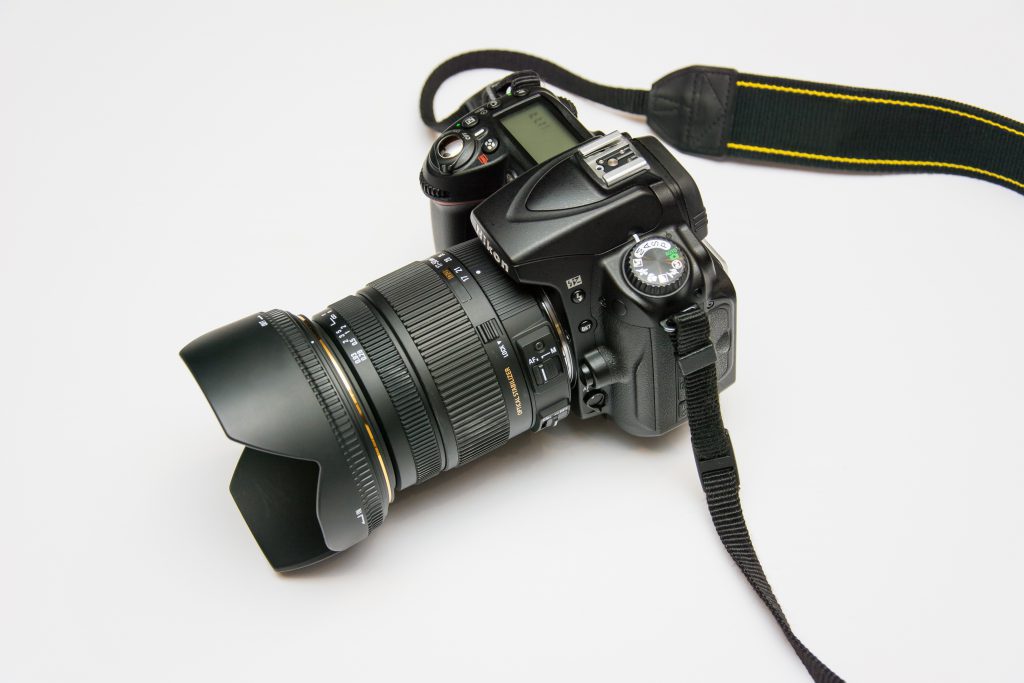 prepare camera for product photography