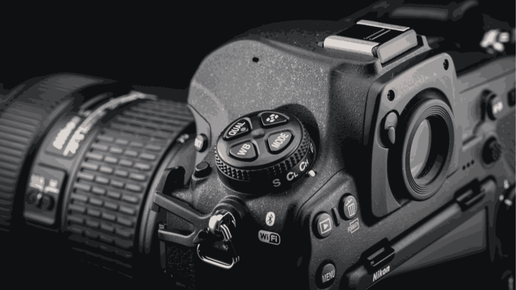 Camera with Fast Autofocus